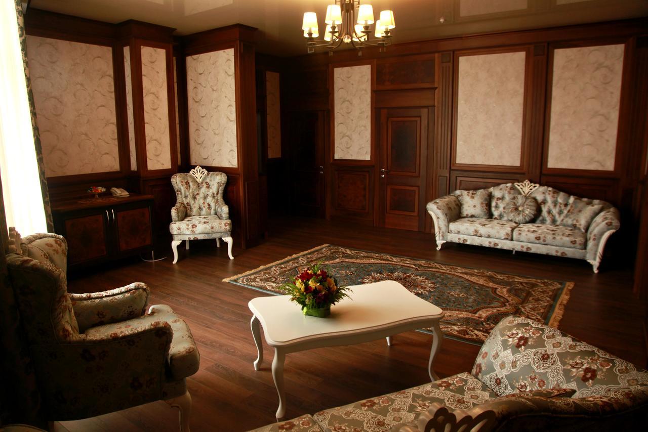 Karagat Hotel Karakol Esterno foto