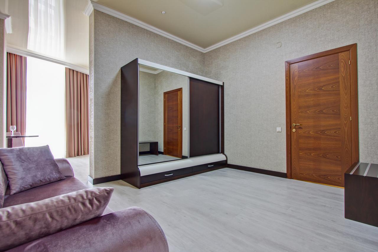 Karagat Hotel Karakol Esterno foto