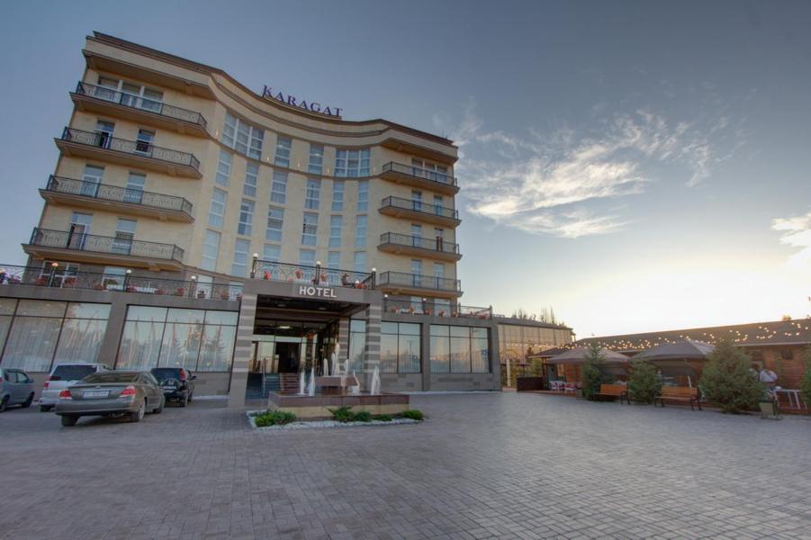 Karagat Hotel Karakol Esterno foto